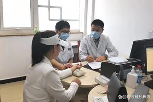 自律打卡！安东内拉更新社媒，晒出自己杠铃、战绳训练的健身视频